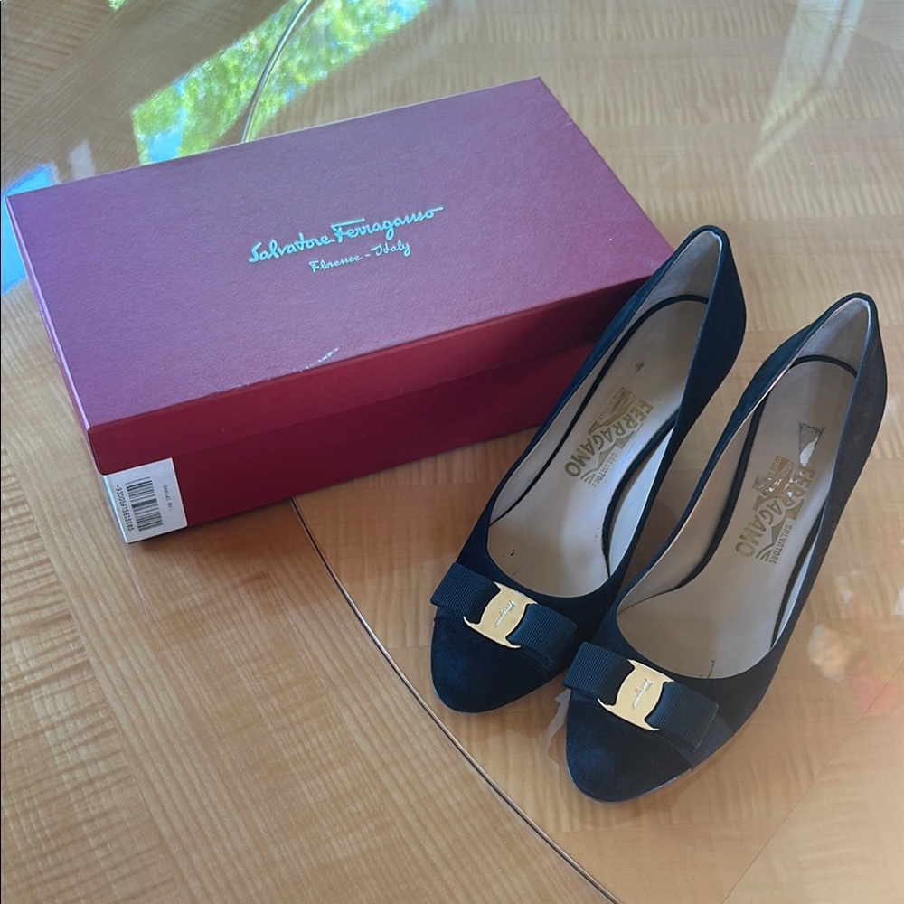 Salvatore Ferragamo Black Heels with Signature Bow